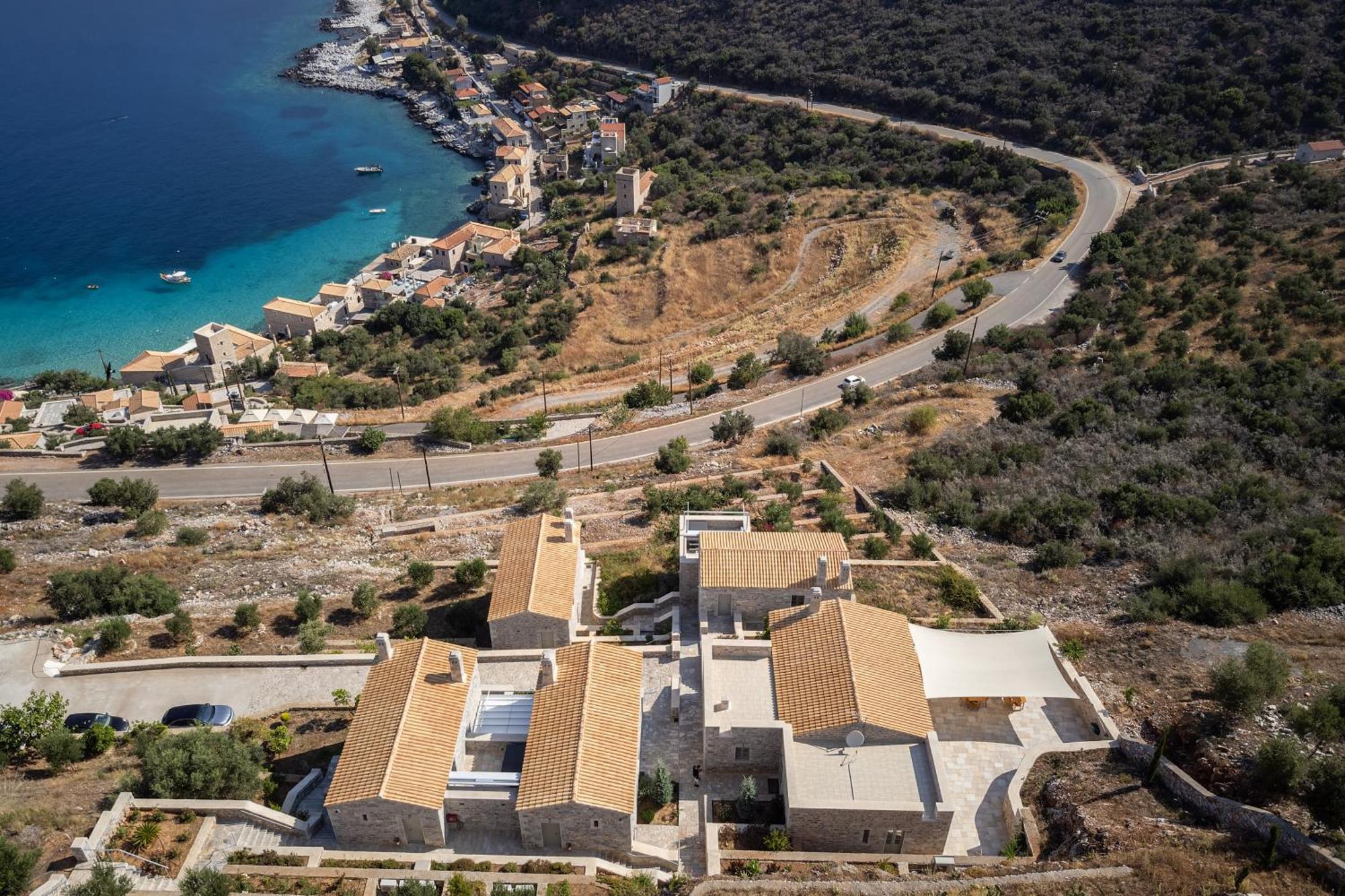 Trapela Limeni Luxury Suites المظهر الخارجي الصورة
